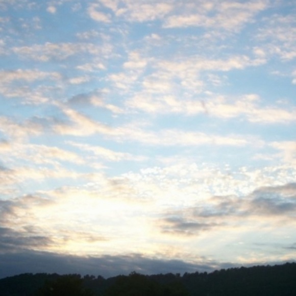 Meet your Posher, Brittney - Picture 1 of 1